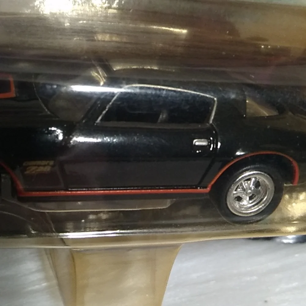 (A-1) Johnny Lightning 1977 Camaro Die Cast Camaro Collection Vtg
